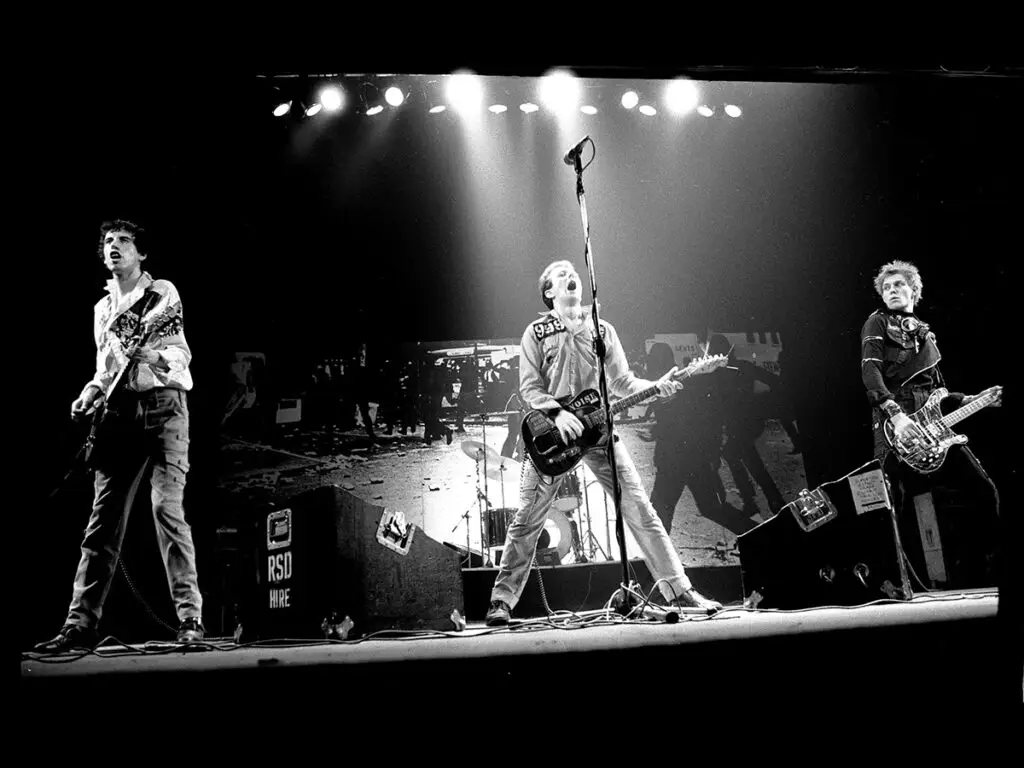 The Clash - The Rainbow Theatre - 1977