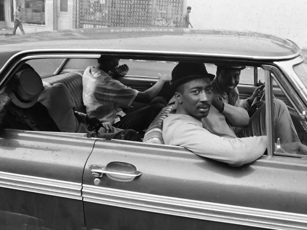 Bud - Lee - Far Out Magazine - Newark Street Scene 1967
