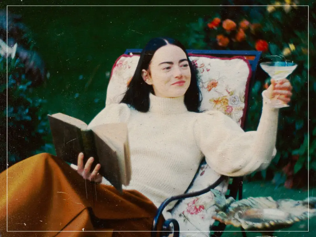 Emma Stone - Poor Things - 2024 - Searchlight Pictures