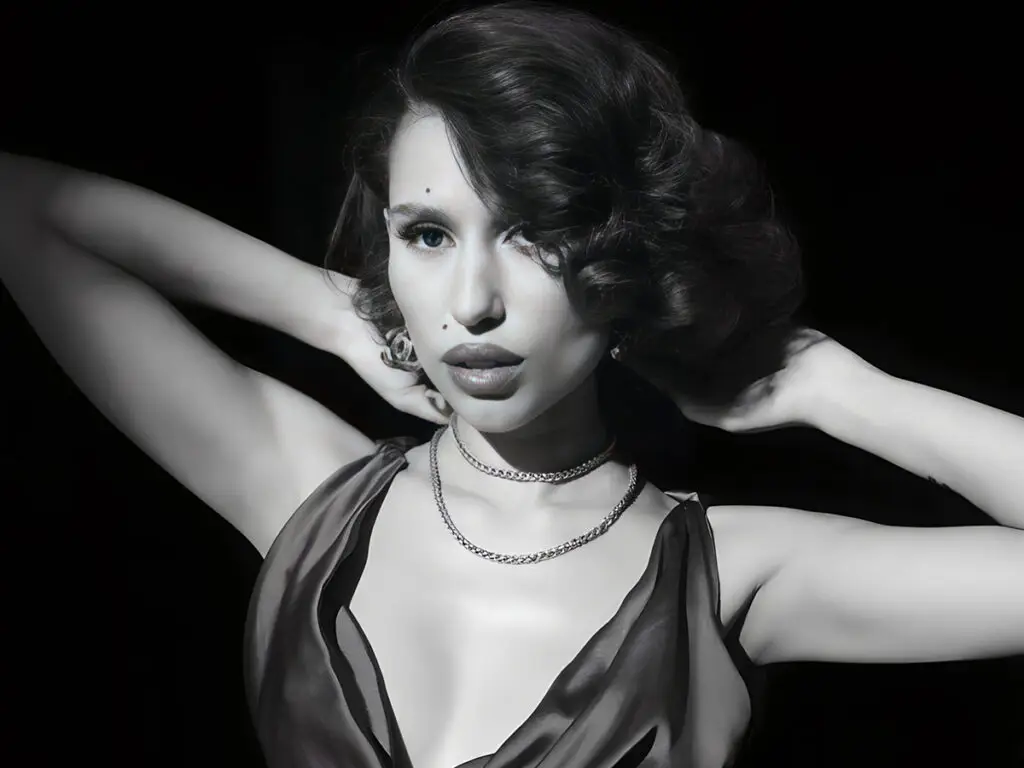 Raye - 2019