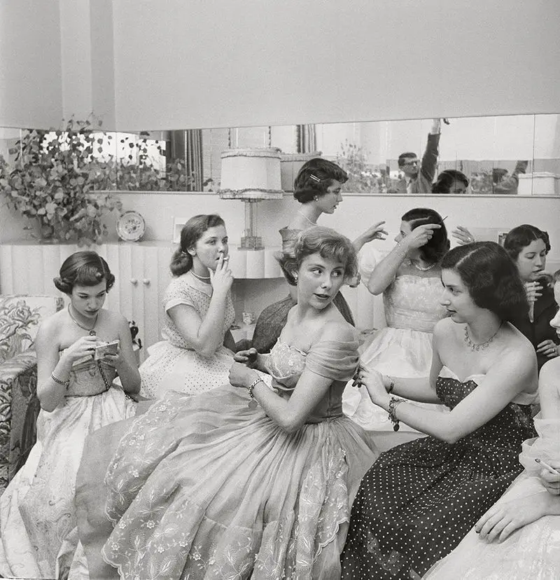 Exploring the set photography of Stanley Kubrick