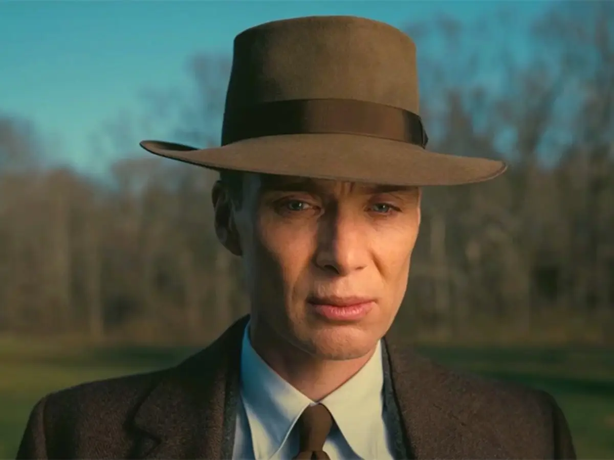 Watch the trailer for Christopher Nolan film