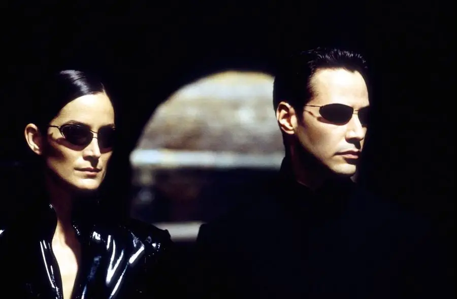 THE MATRIX RELOADED CARRIE-ANNE MOSS as Trinity, KEANU REEVES as Neo