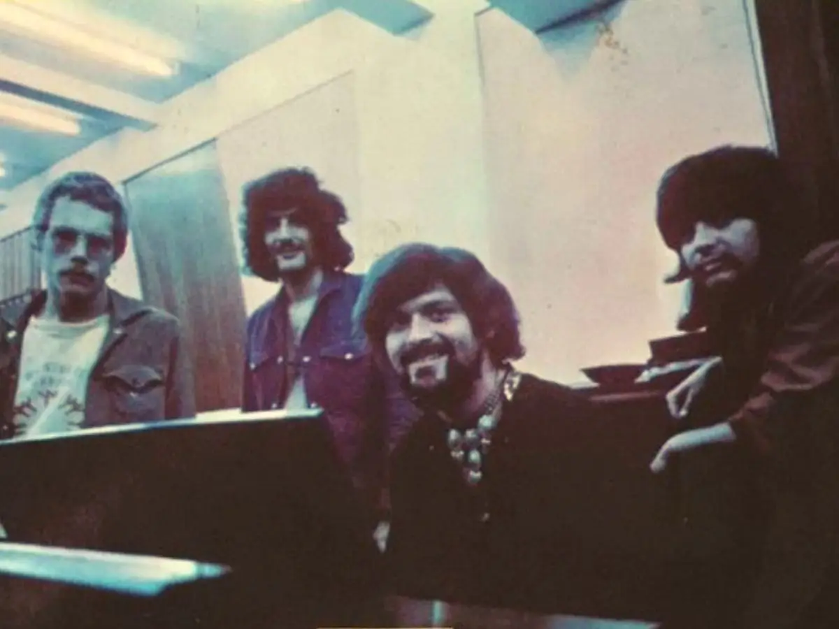 The greatness of Vanilla Fudge cover