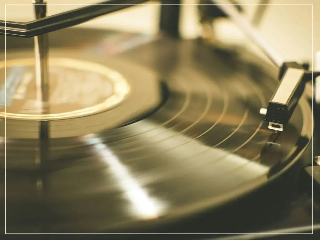 Turntable - Vinyl - Record - Arm - Needle