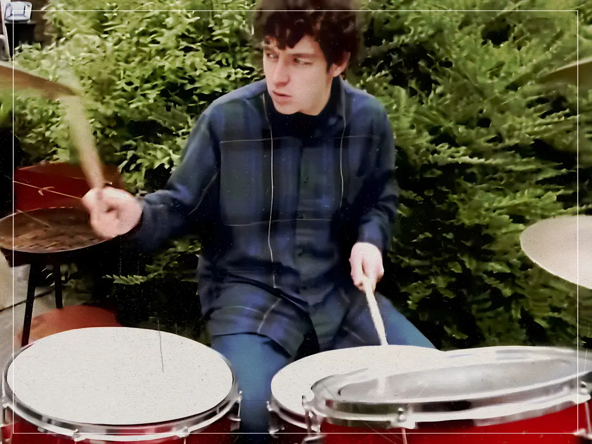 Tony McCarroll - Oasis - Drummer - 1994