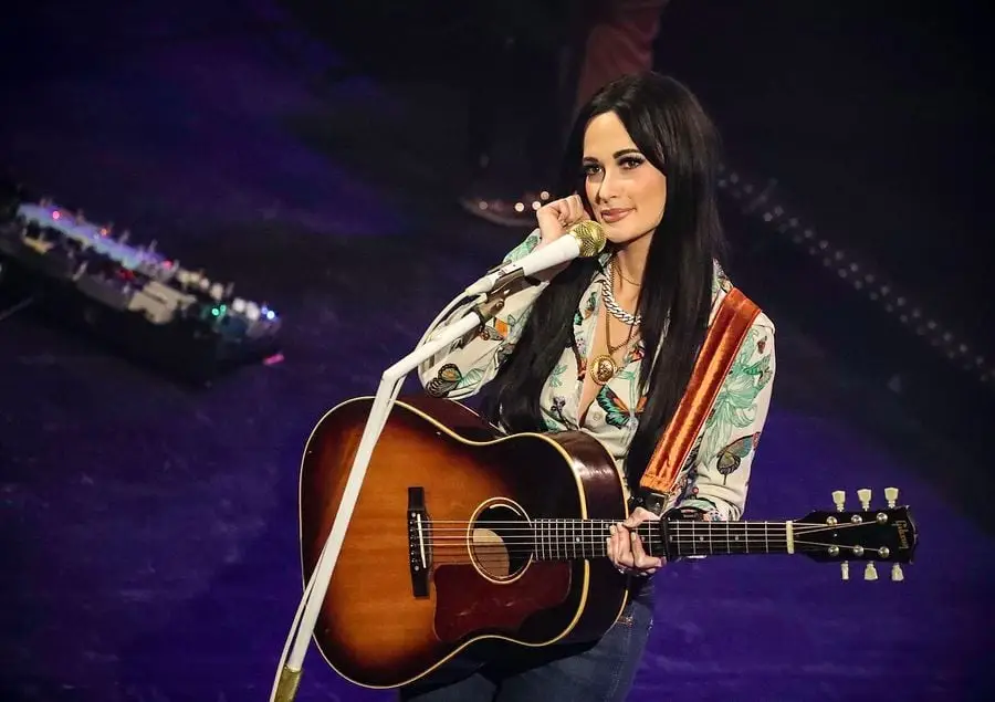 Kacey Musgraves previews two new songs