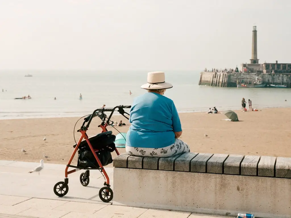 Warmth and nostalgia- the beauty of an English summer through the lens of Chanel Irvine