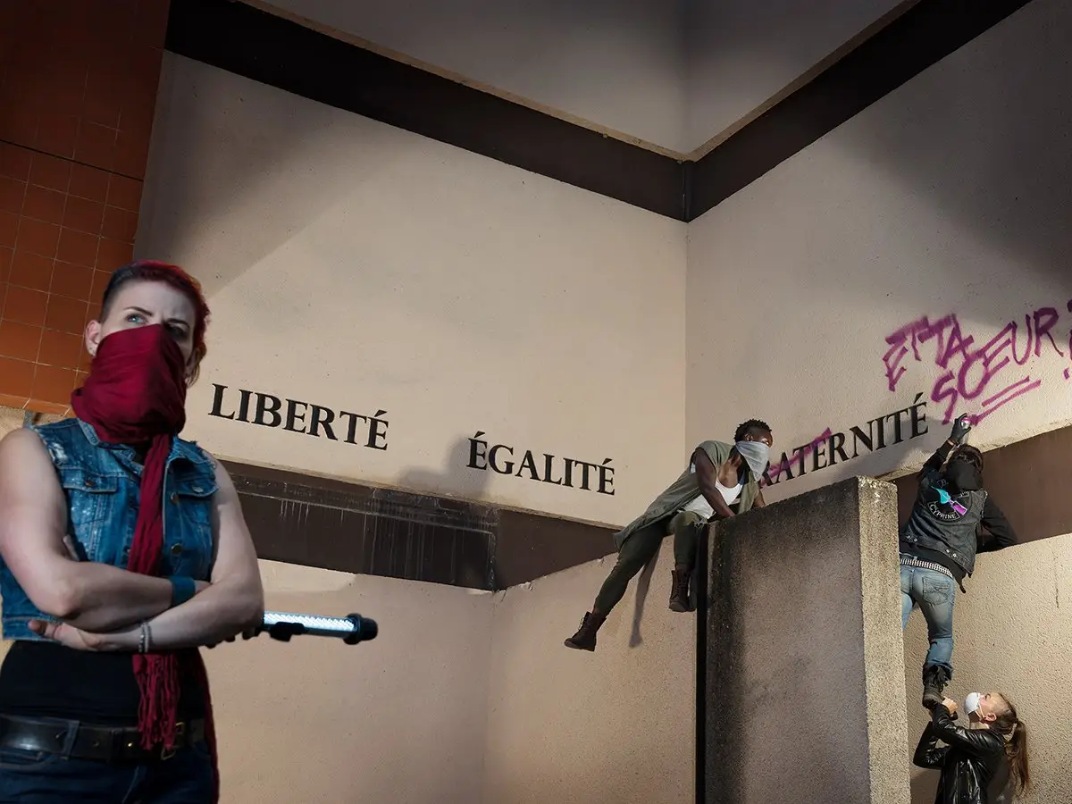 Exposición de arte feminista francés destruida por vándalos