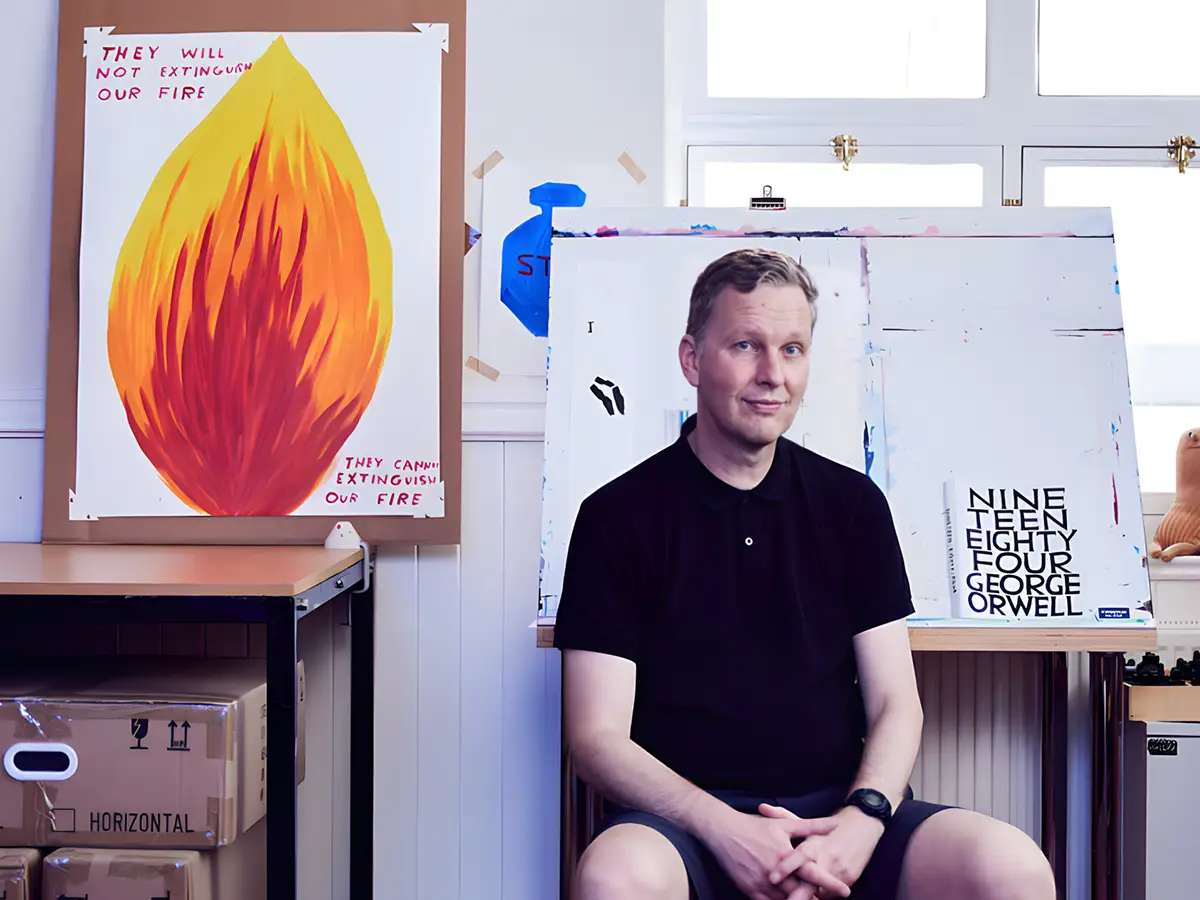 David Shrigley converteu 6000 cópias do Código de Vince em 1984 por George Orwell