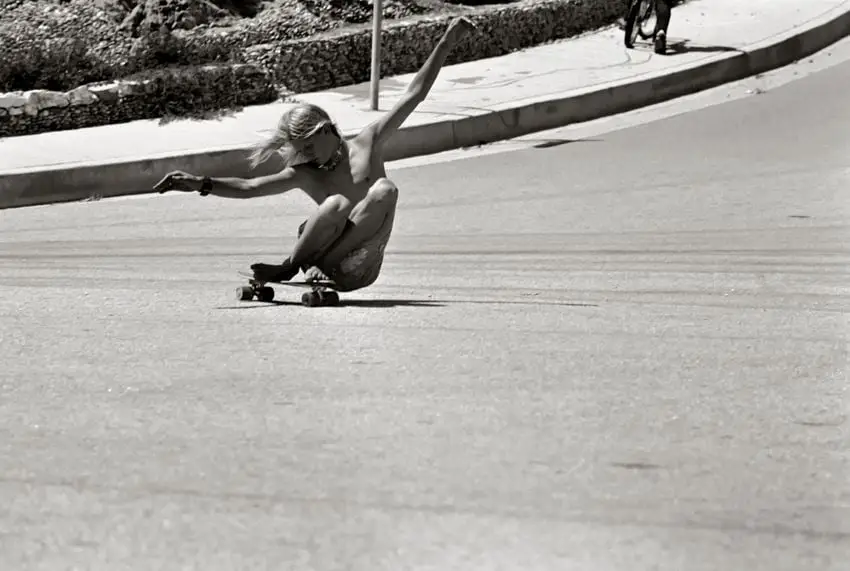 Fotógrafos as origens e ascensão do skate nos anos 70 na Califórnia na Califórnia