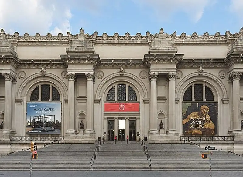 A lei exige que os museus de Nova York estejam no estado em que obras de arte foram roubadas pelos nazistas