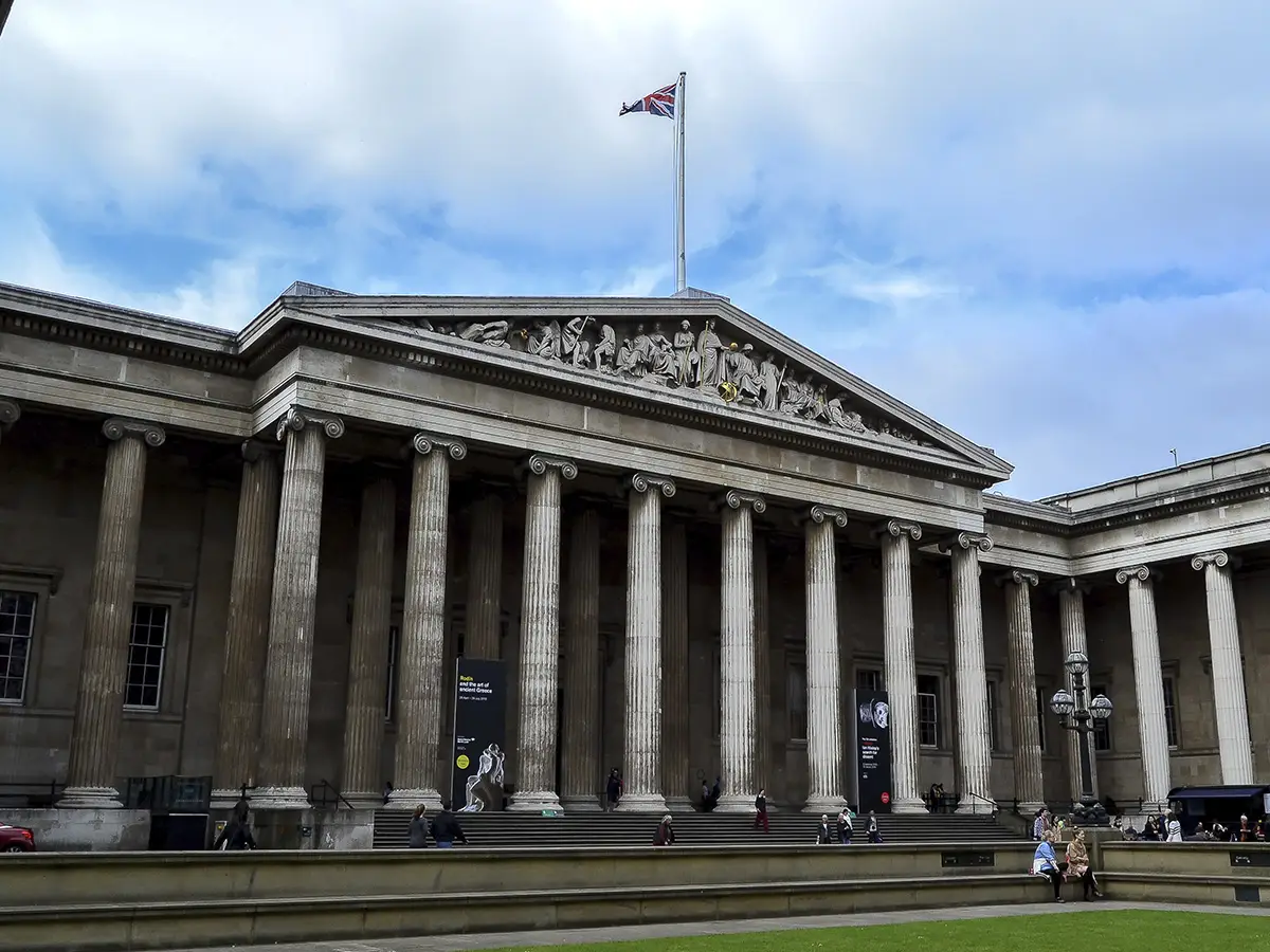 Investigación de lanzamiento del FBI sobre artículos robados del Museo Británico