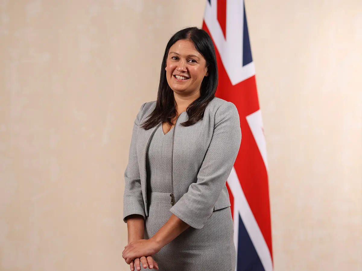 La secretaria de cultura Lisa Nandy decidida a garantizar que las artes sean accesibles para todos los niños