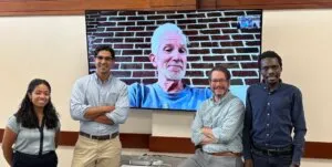 Poynter lance AI Innovation Lab pour héberger son portefeuille croissant d'IA' width='795' height='400' title=