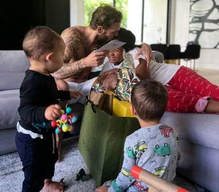   Isaiah Tota ha due fratelli