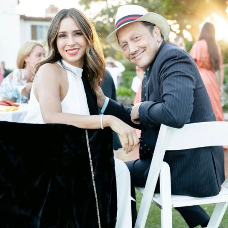   I genitori di Madeline Robbie Schneider sono sposati da più di dieci anni