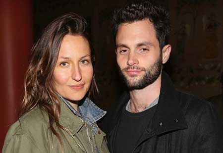   Domino Kirke e suo marito, Penn Badgley