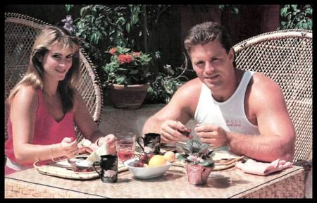   Diane Addonizio e suo marito Howie Long hanno frequentato la stessa università