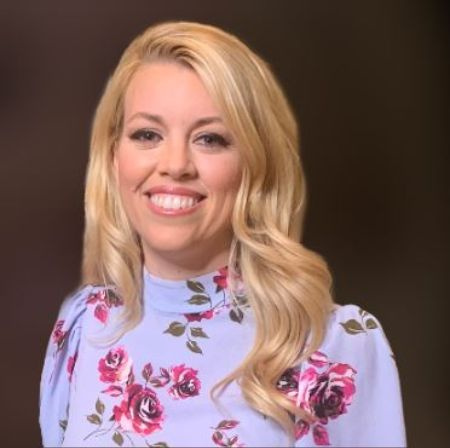   L'ex ufficiale SEAL della Marina degli Stati Uniti, Dan Crenshaw's wife, Tara Blake.