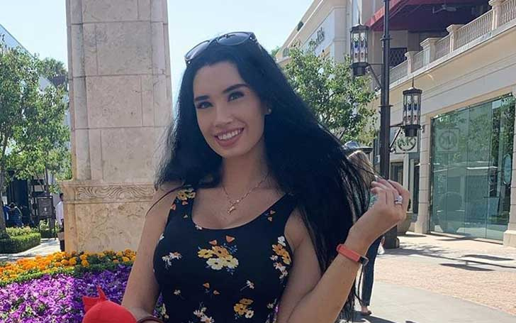   Chi è Paris Roxanne? Fidanzato, Infanzia, Fratelli