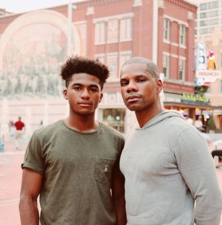 Caziah Franklin com seu pai Kirk Franklin