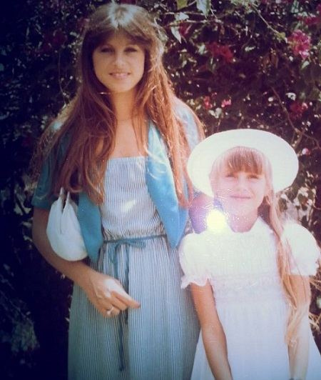   Chris' mommy works at State and Federal. 