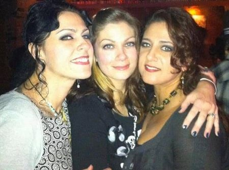 Carbomb Betty familia