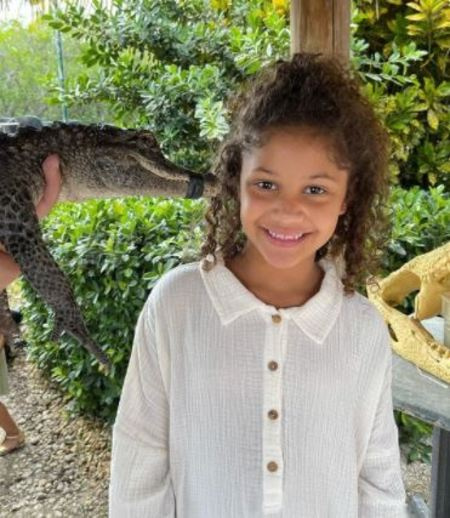 Depois de Olivia's birth, Daniela filed a paternity suit against her father, Paul George.