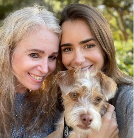   Jill Tavelman con Lily Collins
