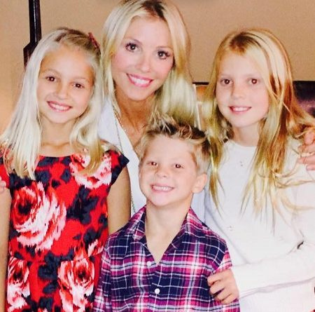 Layla tiene tres hijos con su esposo.