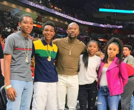 Floyd Mayweather Niños adoptados