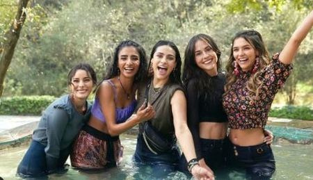 Zuria interpreta al personaje de Juana Manuela en la serie de Netflix 2021, Las Cinco Juanas. En el programa, Vega protagoniza junto a estrellas como Sofia Engberg, Juanita Arias, Juria Vega y Renata Notni.