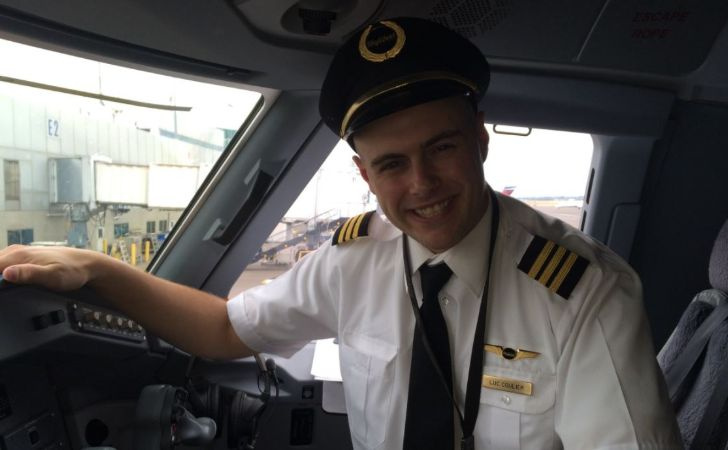 Wussten Sie, dass Luc Coulier ein Pilot ist: Fakten über den Sohn des Schauspielers Dave Coulier