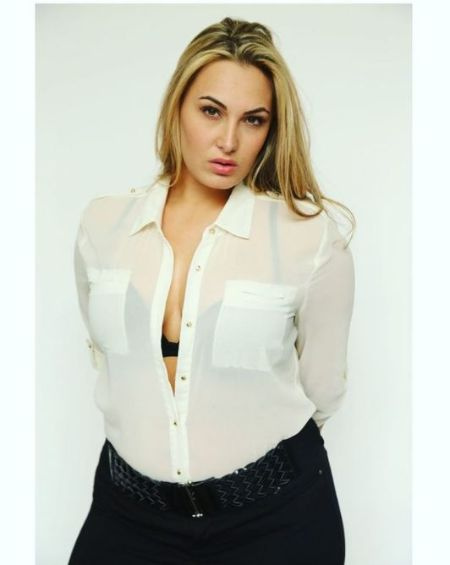 Domingos's Sister Arissa Is a Professional Model