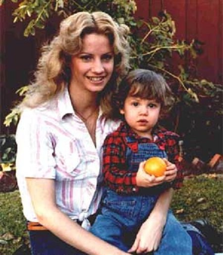   Neil y su mamá.