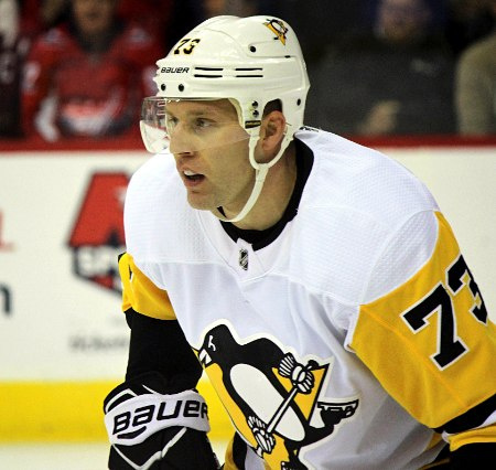   Kelly Katherine Quinn è sposata con il giocatore di hockey su ghiaccio Jack Johnson