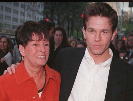   Arthur Wahlberg's mother Alma Wahlberg with her son Mark Wahlberg.