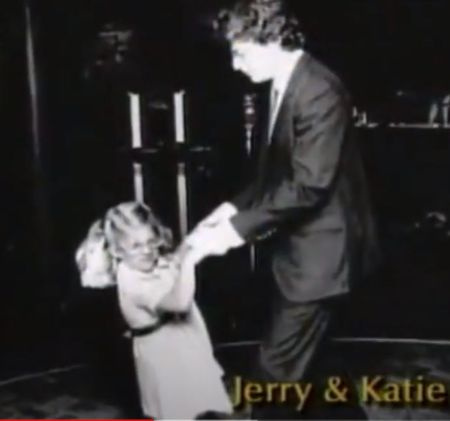 Katie Springer avec son père en 1982