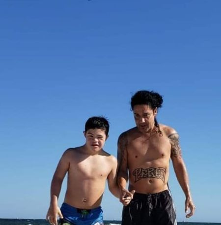 Cassie Pérez hermano