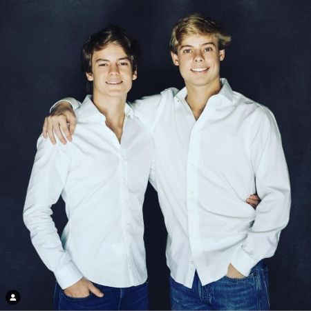 Mooty tiene dos hijos Luke y Val de su exmarido Jerry