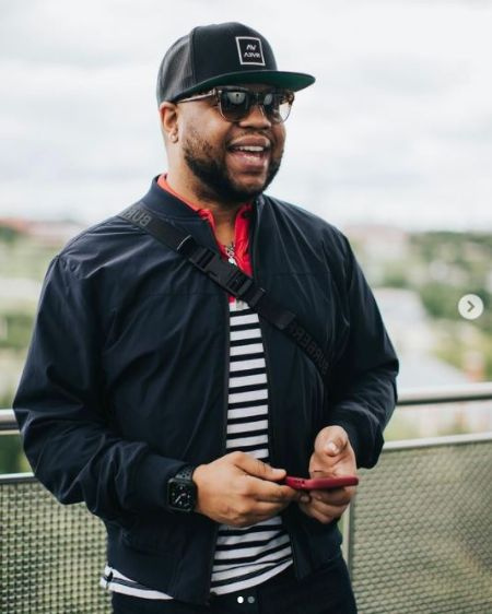 Jamar Jakes est impliqué dans son entreprise familiale