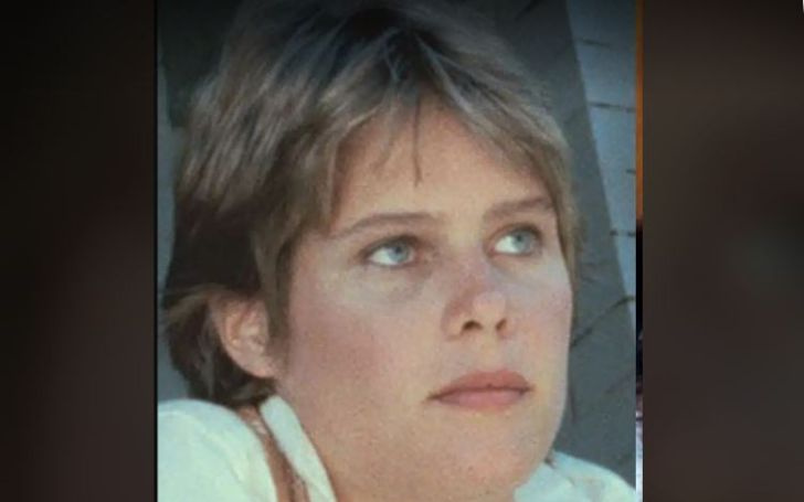   Sara Holcomb; Dov'è lei? La sua età, Wiki, Fratelli