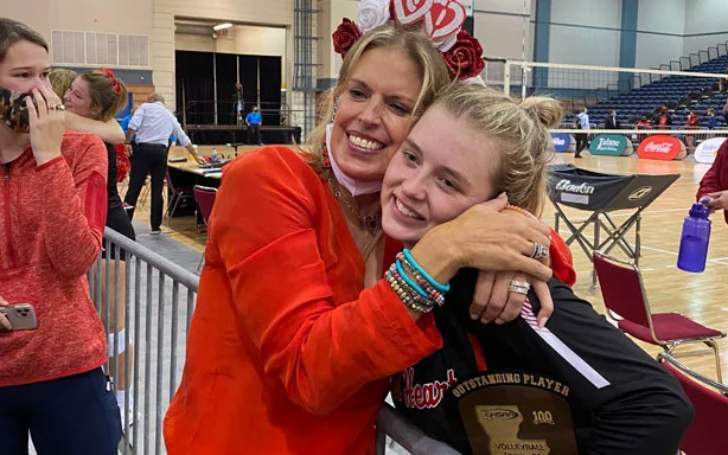   La moglie di Cooper Manning, Ellen Heidingsfelder, è un avvocato; La sua biografia