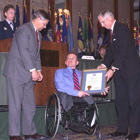   Daniel Philbin è stato premiato per il suo lavoro eroico