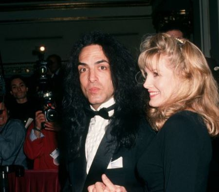 erin sutton's husband Paul Stanley was formerly married to Pamela Bowen with whom he has a son, Evan.