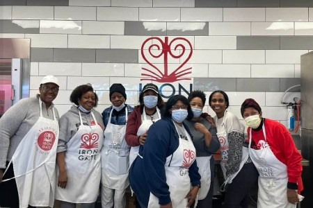   Lachelle Jacobs è una donna che lavora