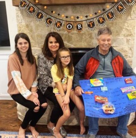   Tyler Farrell's parents 