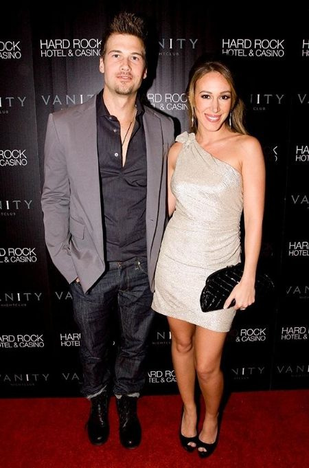 Haylie estuvo en una relación con Haylie y salió con Nick Zano de 2008 a 2011.