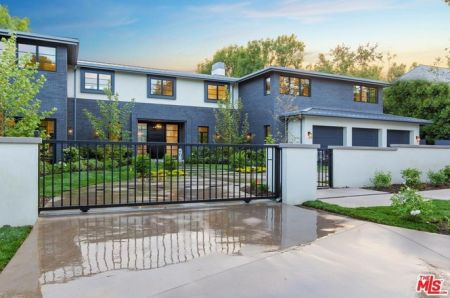 Brezo's house in Los Angeles